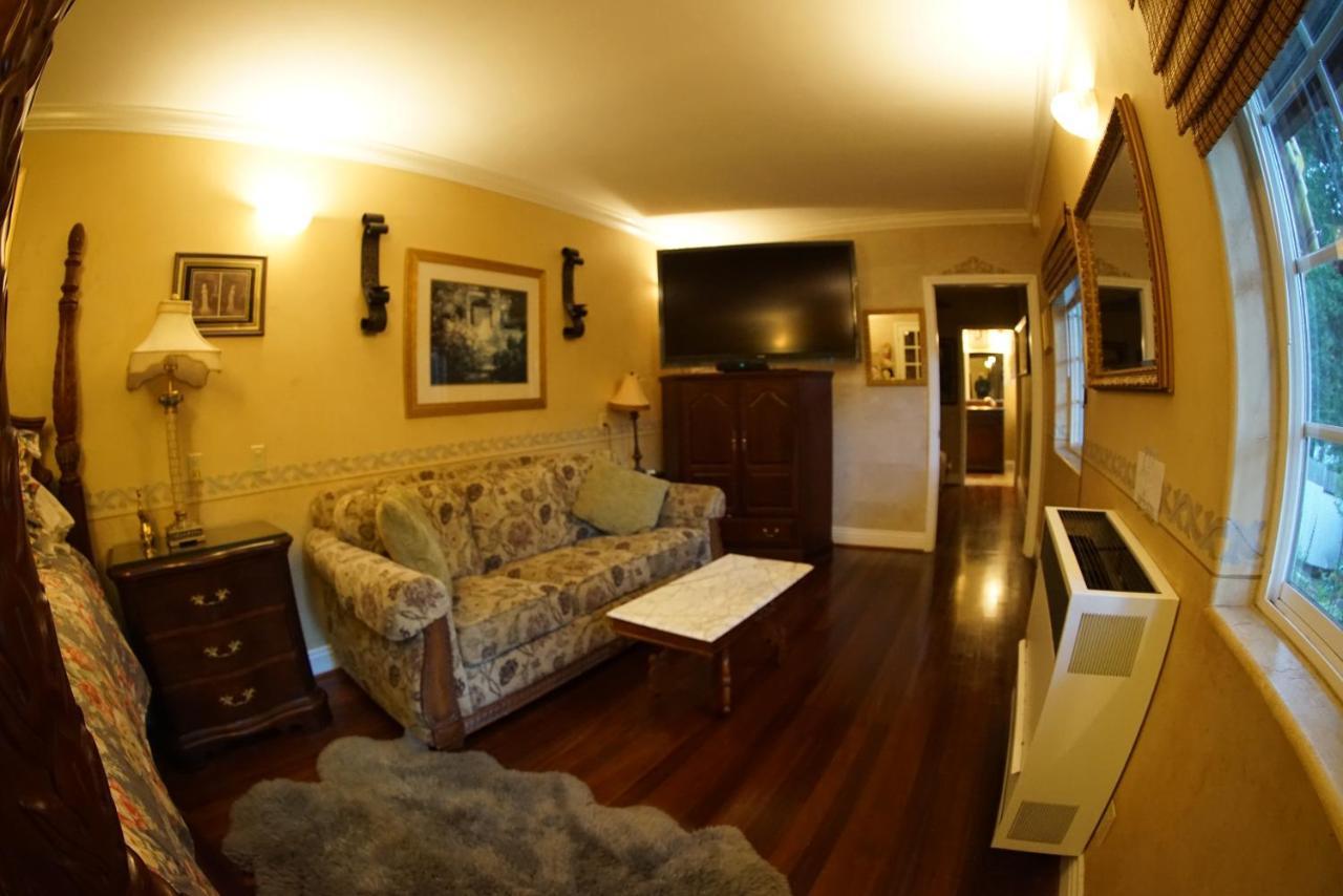 Fleur De Lac Europeran Inn Lake Arrowhead Zewnętrze zdjęcie